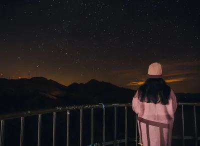 🎉 Happy Birthday to the Loveliest Lady in the Room! 🎁