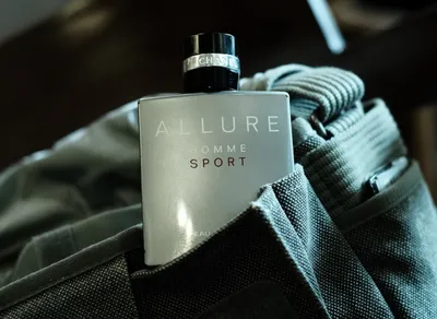 Celebrate the Love: 10 Happy Birthday Love Poems to Make Them Smile 😍🎂